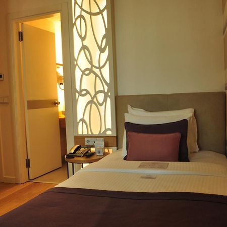 Wes Hotel Kocaeli Kamer foto