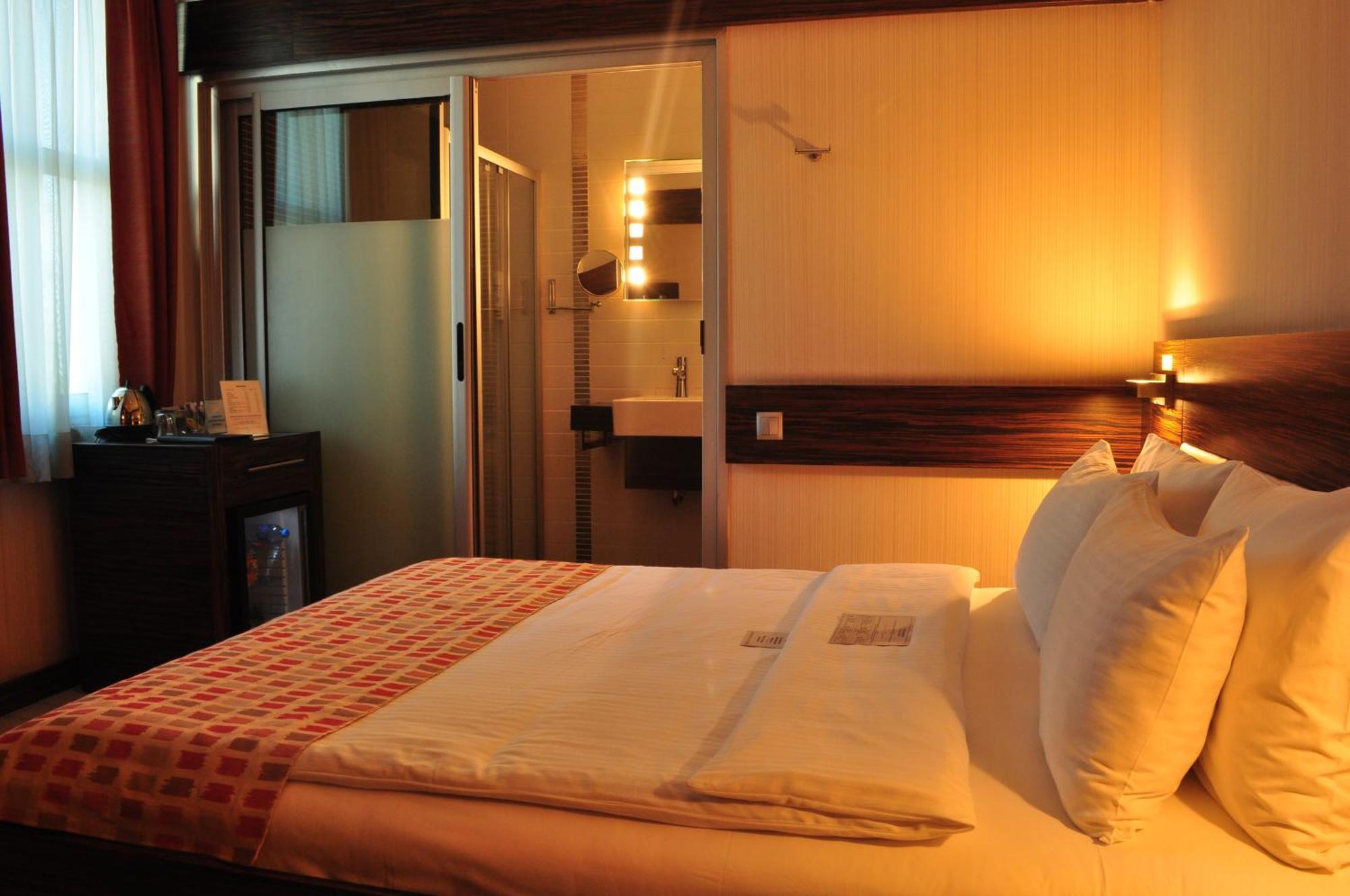 Wes Hotel Kocaeli Kamer foto