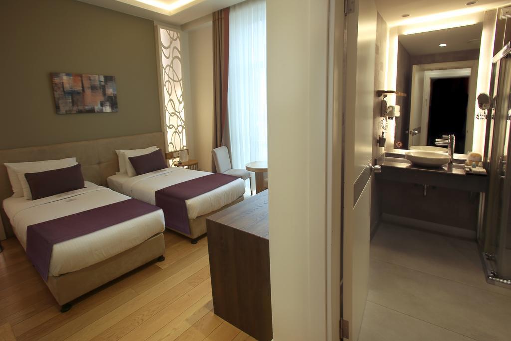 Wes Hotel Kocaeli Buitenkant foto