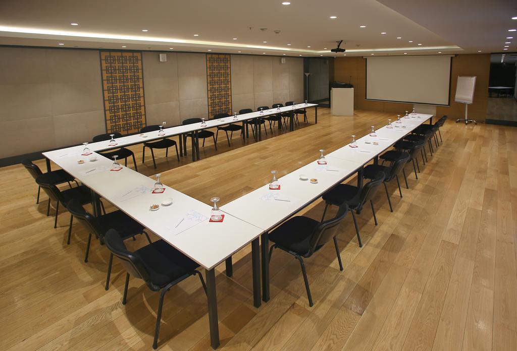 Wes Hotel Kocaeli Buitenkant foto