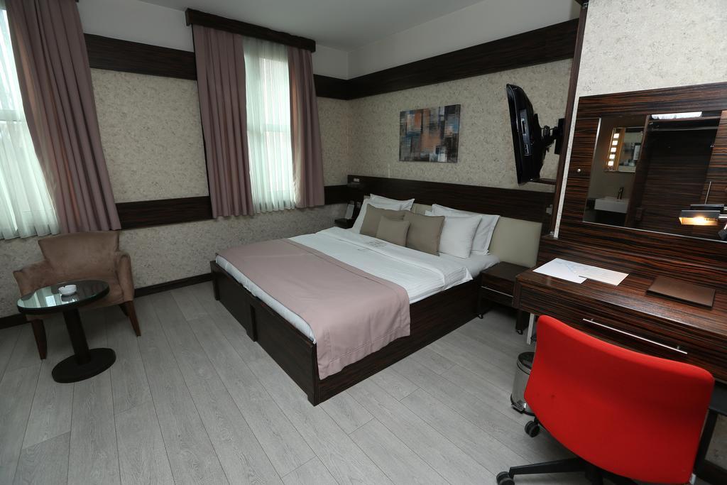 Wes Hotel Kocaeli Buitenkant foto