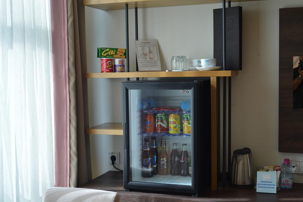 Wes Hotel Kocaeli Buitenkant foto