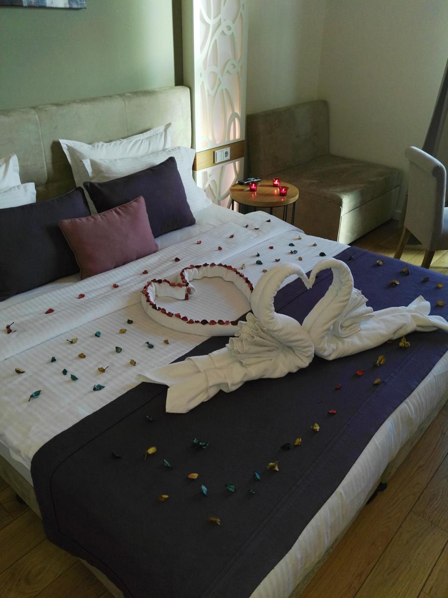 Wes Hotel Kocaeli Buitenkant foto
