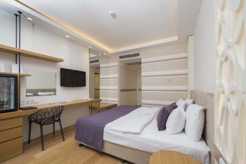 Wes Hotel Kocaeli Buitenkant foto